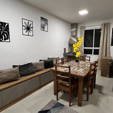 Portal Das Palmeiras 2 Apartment Убатуба Екстериор снимка